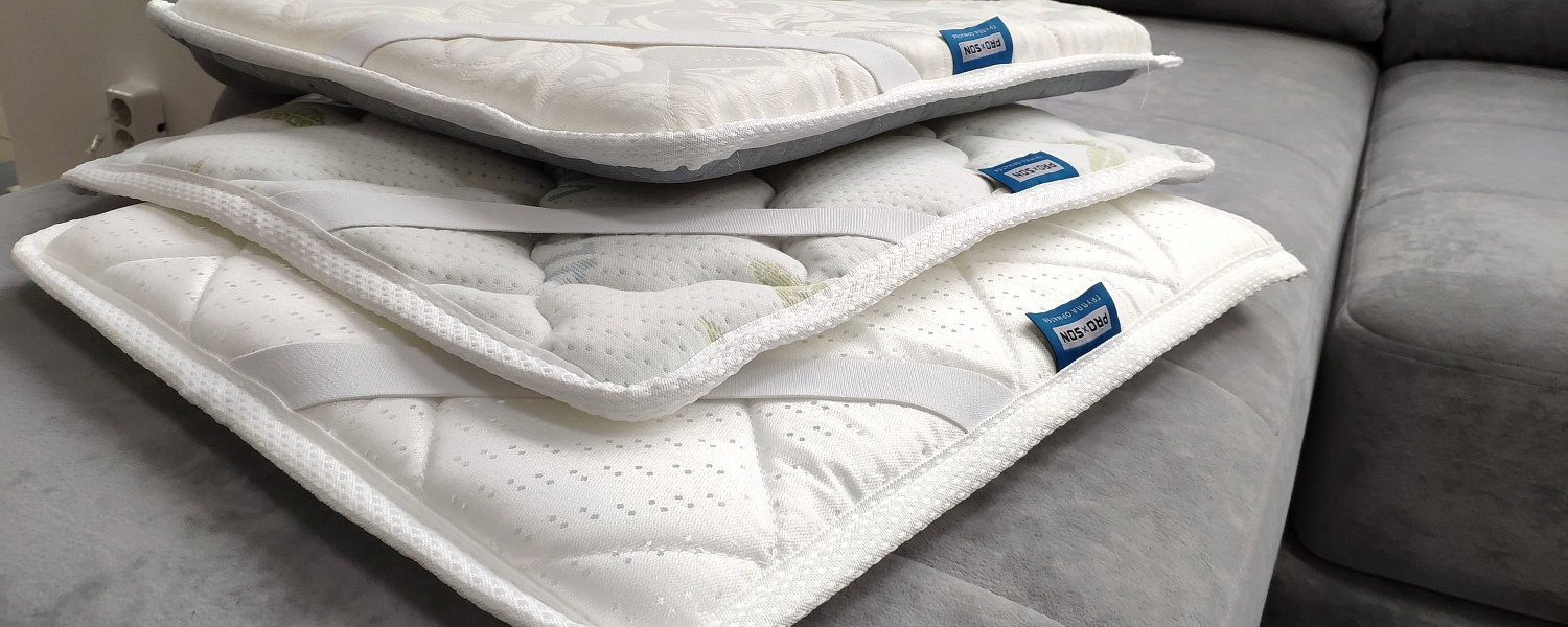 Наматрасник как атрибут постельных принадлежностей.